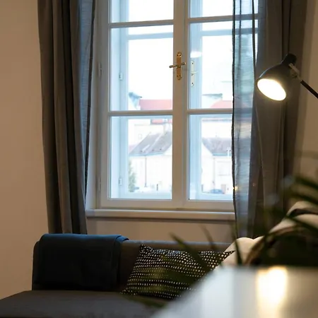 Apartment Xxxxxxx *